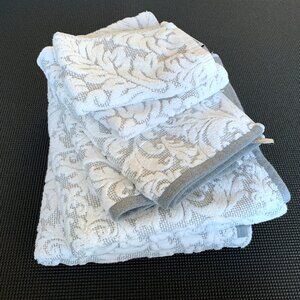 NEW, BUNDLE, 6 Piece Matching Set of Bath Towels, Hand Towels, Washcloths